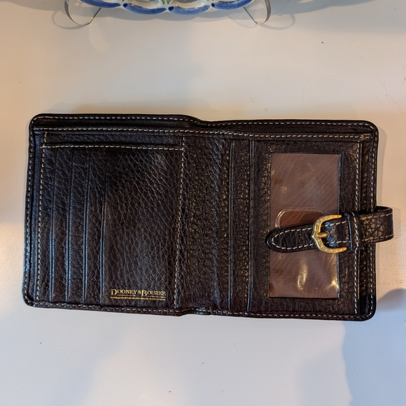 Dooney & Bourke Vintage Black and Brown Leather Hobo Bag and Matching Card Case - Picture 12 of 15